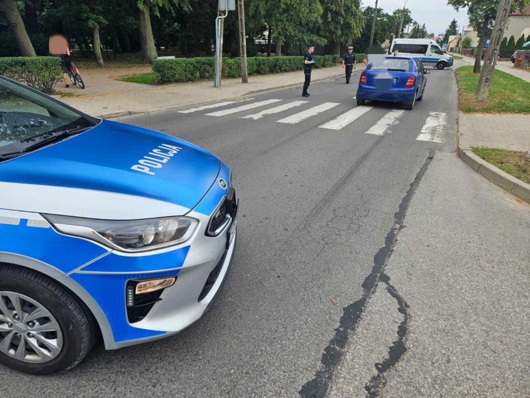 65-latka potrącona na przejściu dla pieszych na ul. Nowogrodzkiej w Łomży! [ZDJĘCIA]