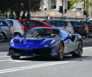 Kuba Wojewódzki w Ferrari 488 Pista Spider