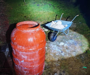 Kilkadziesiąt kilogramów amfetaminy na podwórku. Narkotyki wozili taczką!