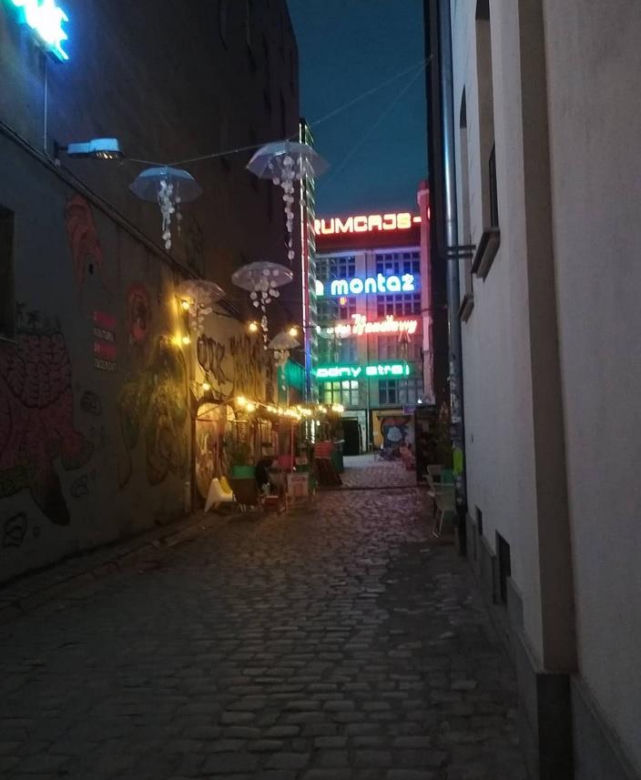 Czy galeria neonów we Wrocławiu przestanie istnieć? Nie ma porozumienia z miastem