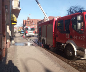 Pożar poddasza w kamienicy przy Sienkiewicza