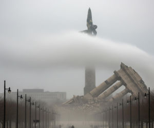 Kopia Statuy Wolności runęła w Brazylii. Co było przyczyną upadku giganta?