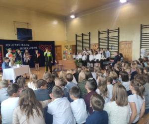Akademia z okazji dnia nauczyciela w PSP nr 22 w Radomiu