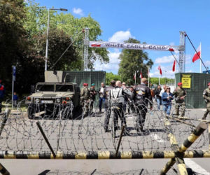 Piknik militarny przed Stadionem Śląskim