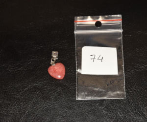 Rozpoznajesz te błyskotki? Policja poszukuje właścicieli bizuterii i kosztowności