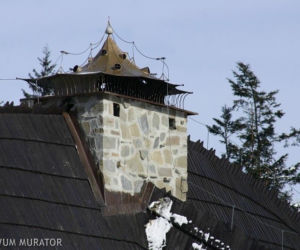 Kominy o nietypowych kształtach. Galeria zdjęć dachów
