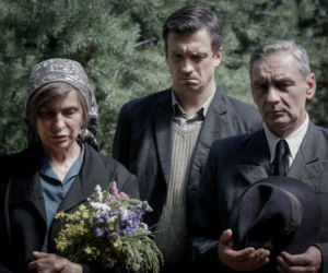 Wojenne dziewczyny 4 odc. 44. Jadwiga Szczęsna (Danuta Stenka), Witek (Michał Czernecki), Adam Szczęsny (Robert Gonera),