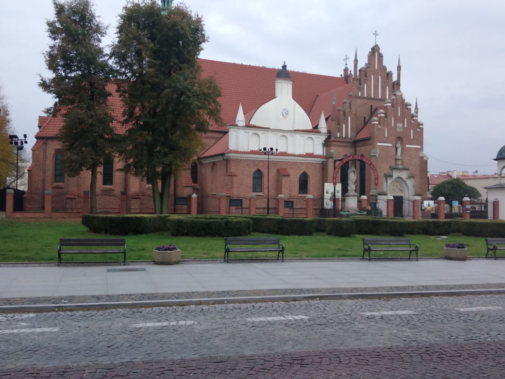  Kościół i klasztor oo. Bernardynów