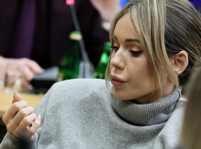 Doda, Małgorzata Rozenek-Majdan i Joanna Krupa w Sejmie