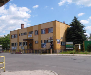 To jedno z najstarszych miast w województwie łódzkim. Zachwyca nietuzinkowym rynkiem