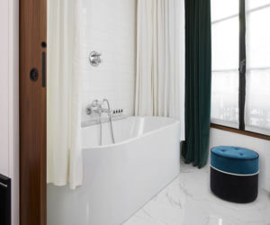 Wnętrze hotelu we Francji