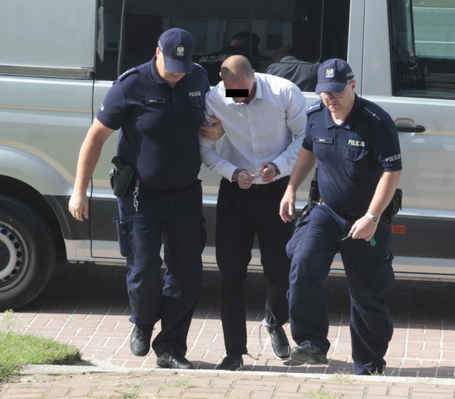 Były minister PiS Adam Niedzielski brutalnie zaatakowany. Sprawcy usłyszeli zarzuty i się tłumaczą