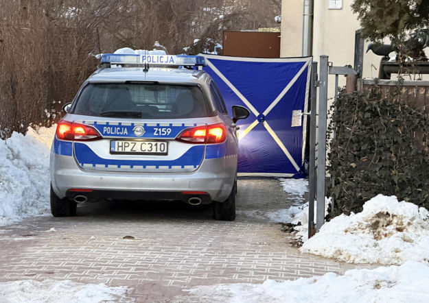 Dramatyczny poranek w Warszawie. Na chodniku leżało ciało mężczyzny!