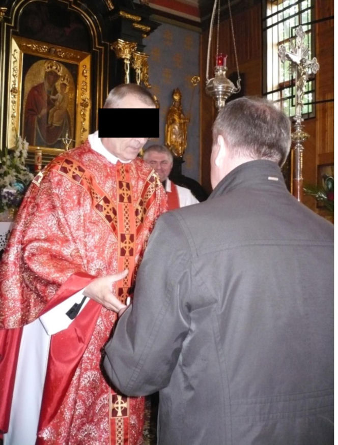 Ksiądz Jacek K. usłyszał 10 zarzutów. Wkrótce rozpocznie się jego proces
