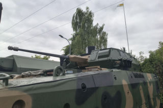 Armaty Bushmaster z polskiej fabryki. Huta Stalowa Wola i Northrop Grumman podpisały strategiczne porozumienie