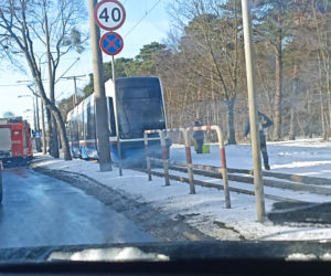 Bydgoszcz. Wypadek na ul. Nakielskiej. Tramwaj potrącił mężczyznę