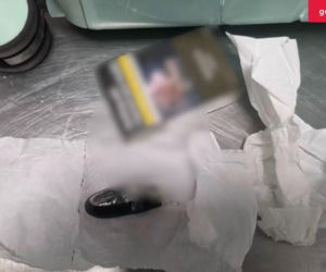 Zatrzymano 40-latka, który przemycał kokainę w swoim organizmie. Mężczyzna wpadł na lotnisku w Gdańsku