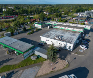 Podłożył ładunek w baku paliwa swojego auta
