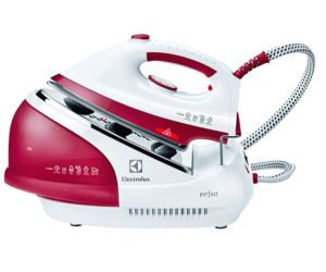 Żelazko ze stacja pary: ELECTROLUX EDBS 2300