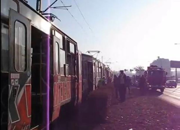 WROCŁAW: Zderzenie trzech TRAMWAJÓW, 21 osób RANNYCH 