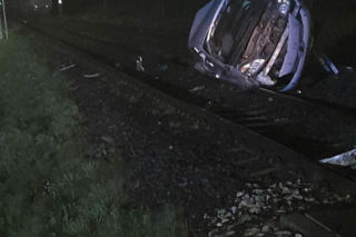 Pijany z dożywotnim zakazem wjechał pod pociąg! Zostawił ranną pasażerkę i uciekł