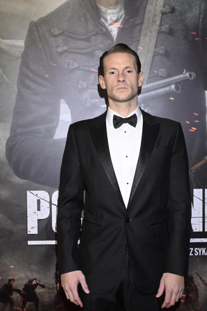 Sebastian Fabijański przeszedł ogromną metamorfozę. Kiedyś twardziel, dziś podbija taneczny parkiet