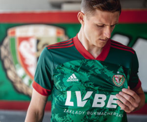 Nowe koszulki piłkarzy Śląska Wrocław