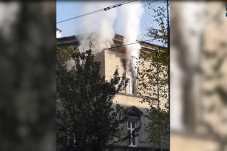 Groźny pożar w centrum Krakowa. W ogniu stanęła kamienica! [ZDJĘCIA, WIDEO]