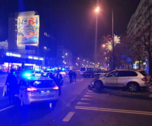 Zderzenie BMW z taksówką na Marszałkowskiej