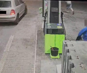 Horror na stacji paliw w Rykach. Pijany 22-latek potrącił młodego mężczyznę