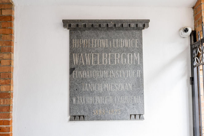 To najstarsze osiedle w Warszawie. Aby żyć jak w bajce panowały tu dziwne zasady