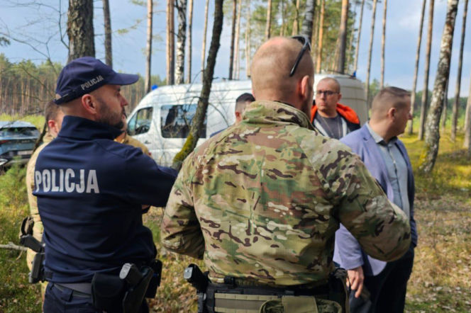 Tajemniczy dron w opolskim lesie. Do akcji wkroczyli kontrterroryści