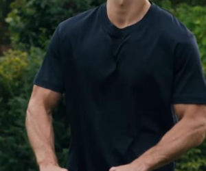 Maciej Musiał w reklamie bielizny