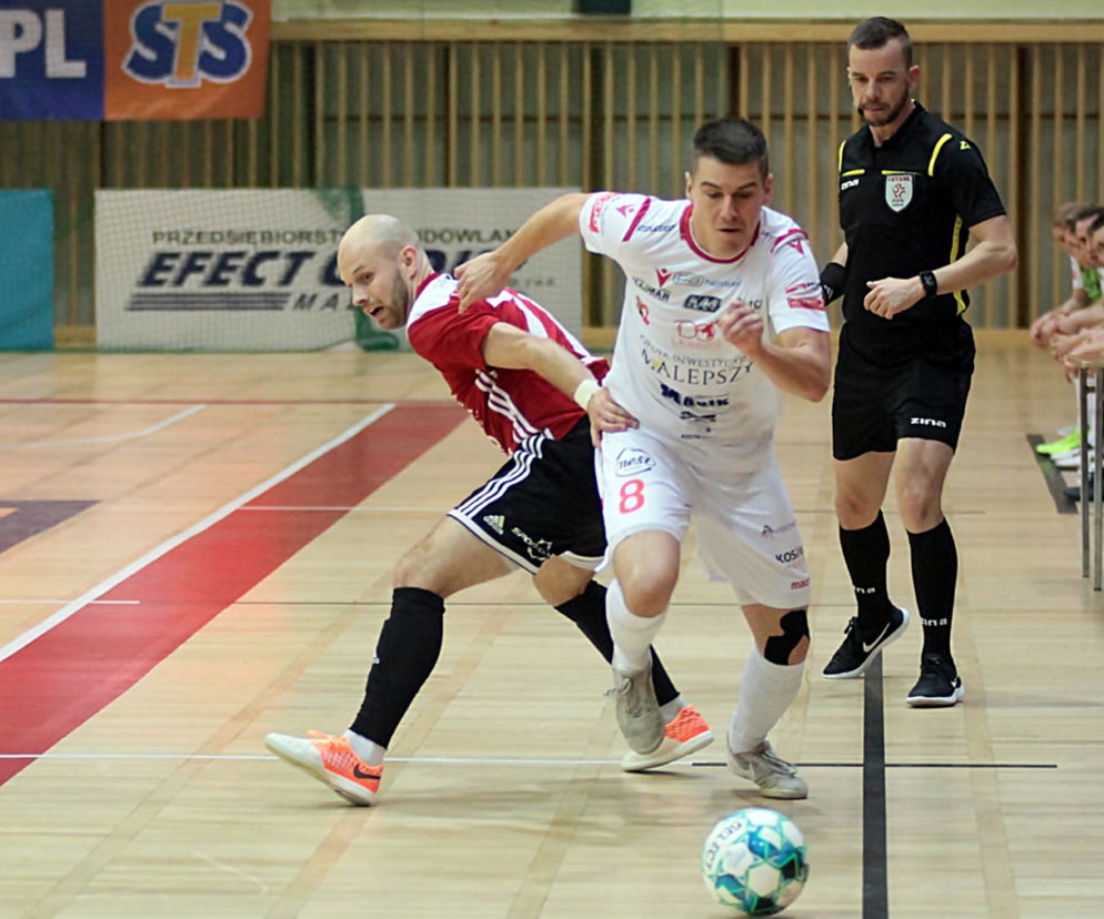 Futsalowa drużyna z Leszna wreszcie z przełamaniem na wyjeździe 