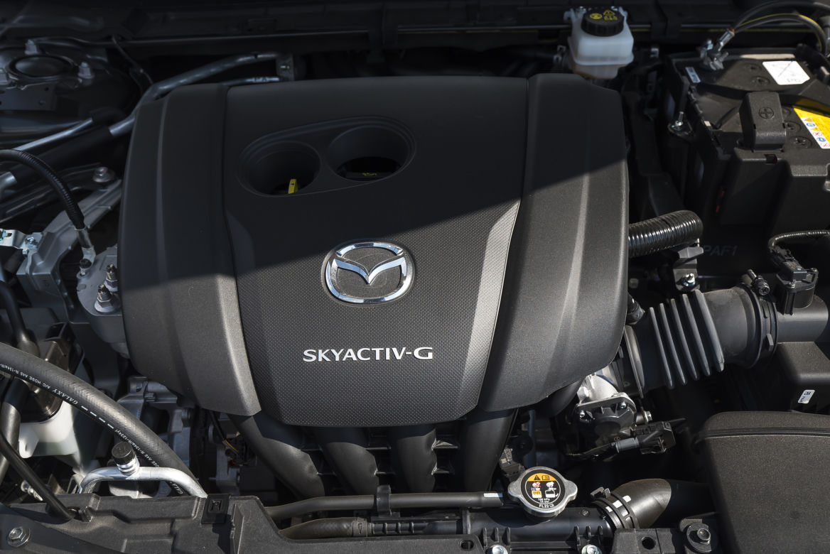 Mazda 3 Sedan Skyactive-G 2.0 122 KM AT6 Hikari
