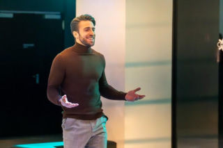 Pierwsza miłość, odcinek 4180: Alan próbuje wrobić Jamesa, ale jego plan obraca się przeciwko niemu