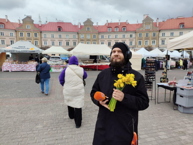ESKA Lublin rozdawała żonkile na wiosnę