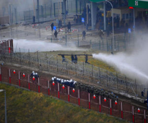 Kuźnica. Szturm migrantów na przejście graniczne [16.11.2021]