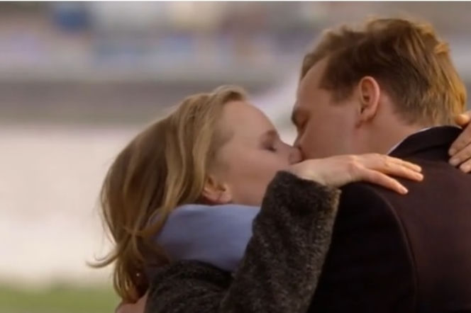 	O mnie się nie martw 2 sezon odc. 13. Iga (Joanna Kulig), Marcin (Stefan Pawłowski)