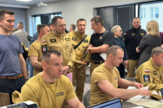 Strażacy ze świętokrzyskiego badają się w pracy