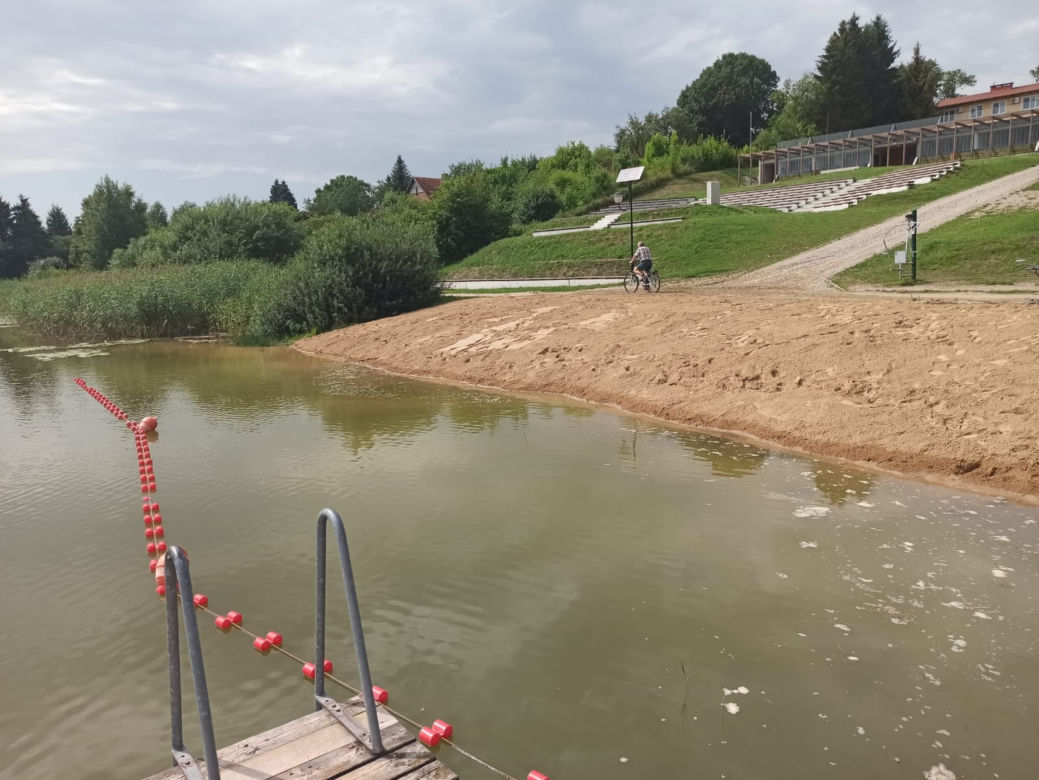 Nowe plaże w gminie Dywity. Tutaj złapiesz chwilę wytchnienia w upałach [ZDJĘCIA]