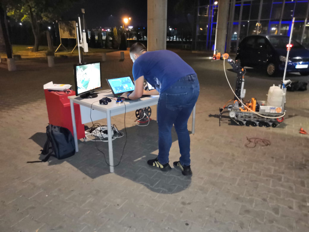 Rewolucja! Roboty staną ramię w ramię z ludźmi. Mają pomóc w walce z koronawirusem