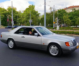 Parada zabytkowych pojazdów w Szczecinie
