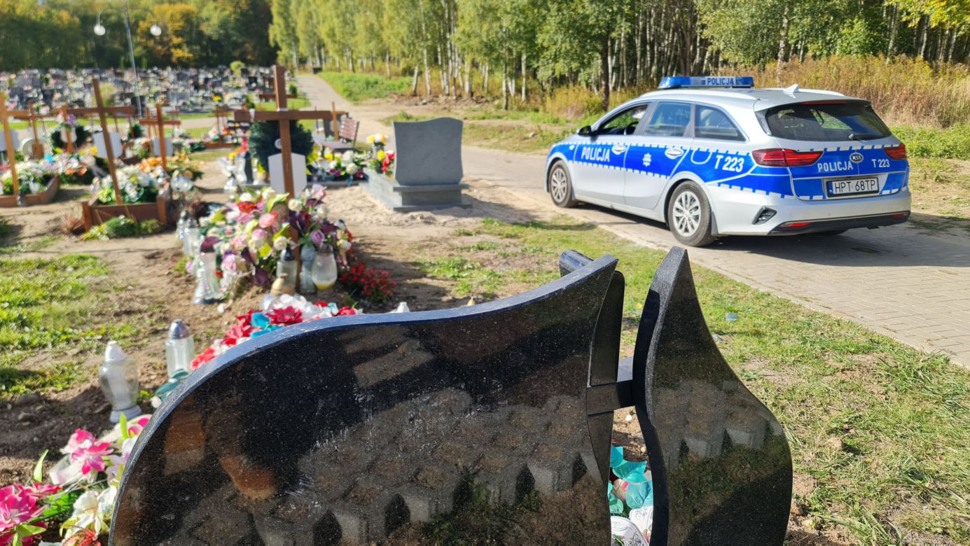 Pan Eryk koczuje na cmentarzu w Elblągu