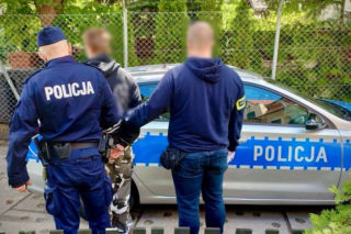 Groźby karalne pod oknem. Trzech nastolatków mściło się za ujawnienie pobicia