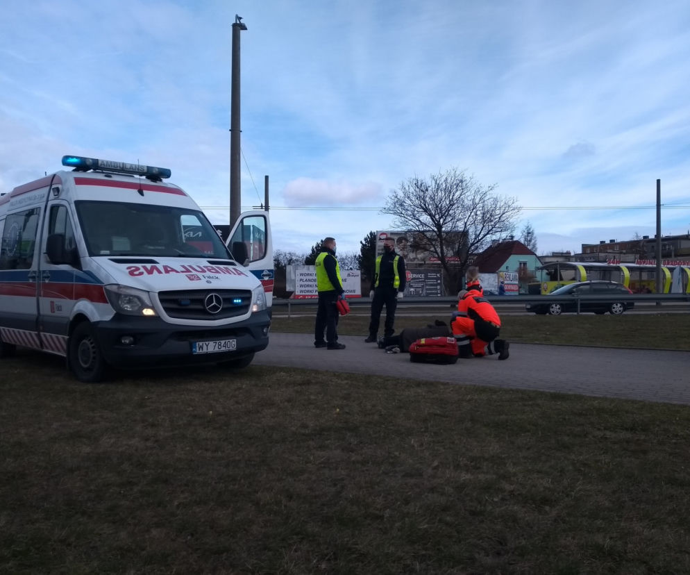 O krok od TRAGEDII przy Obwodnicy Trójmiasta! Zobaczyli TO z drona. Natychmiast ruszyli z pomocą