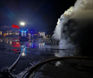 Kilkanaście godzin walki z wielkim pożarem w Rawiczu. Milionowe straty