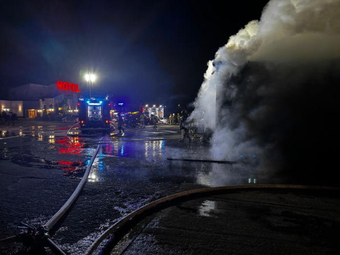 Kilkanaście godzin walki z wielkim pożarem w Rawiczu. Milionowe straty