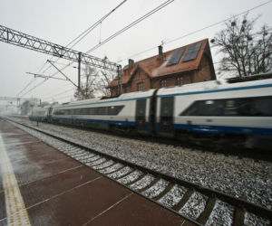 Zabytkowy dworzec w Suszu już otwarty po modernizacji. Zobacz, jak wygląda! [ZDJĘCIA]