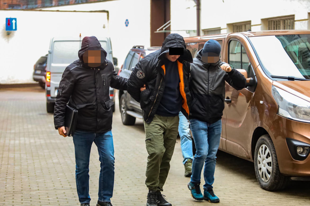 Terror w Kętrzynie. Bandyci w końcu za kratami. "Wszyscy się ich bali"